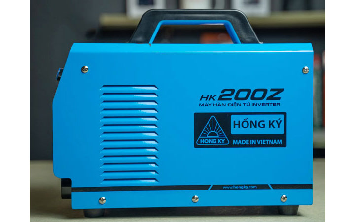 Thân máy hàn que HK 200Z có khe tản nhiệt Thân máy hàn que HK 200Z có khe tản nhiệt