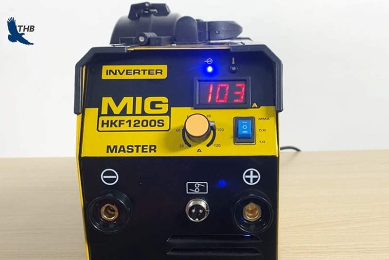 Hồng Ký HKF1200S có các nút chức năng điều chỉnh dòng hàn