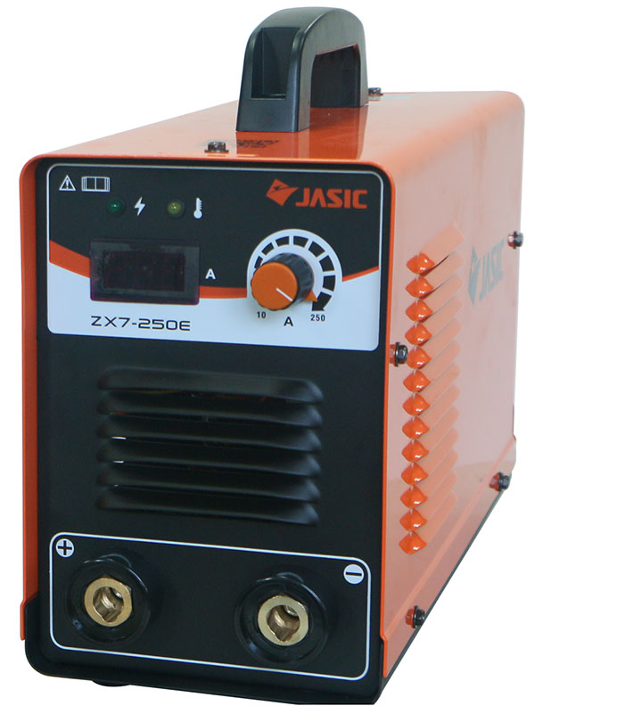 Mặt trước của máy hàn que Mặt trước của máy hàn que