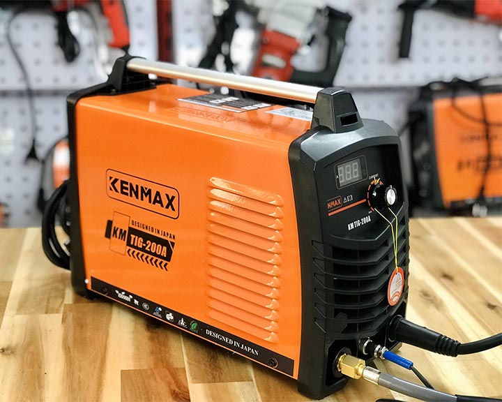 Hình ảnh thực tế của máy hàn Kenmax KM Tig 200A Hình ảnh thực tế của máy hàn Kenmax KM Tig 200A