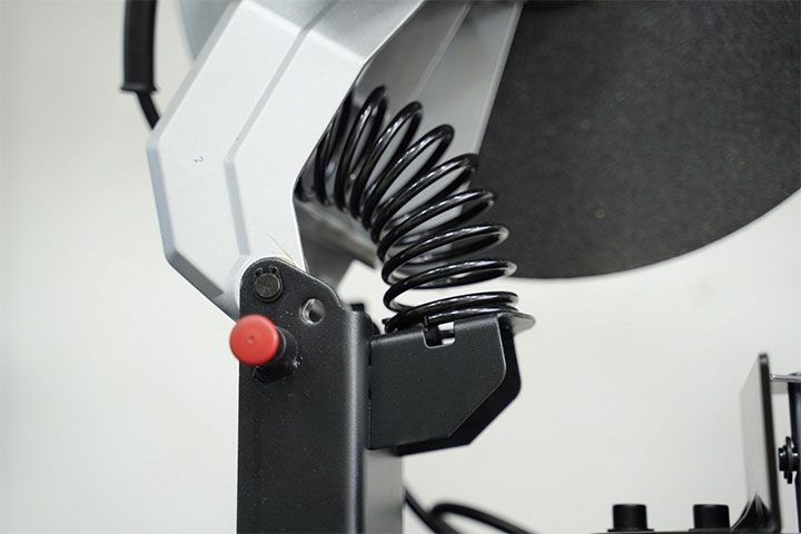 Lò xo thiết kế thông minh giúp đảm bảo an toàn khi làm việc