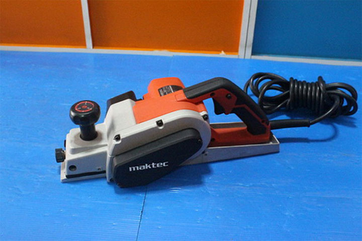 Hình ảnh máy bào gỗ Makita MT111 Hình ảnh máy bào gỗ Makita MT111