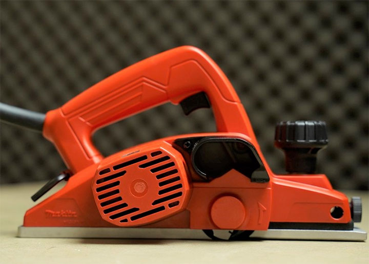 Hình ảnh máy bào gỗ Maktec MT192 Hình ảnh máy bào gỗ Maktec MT192