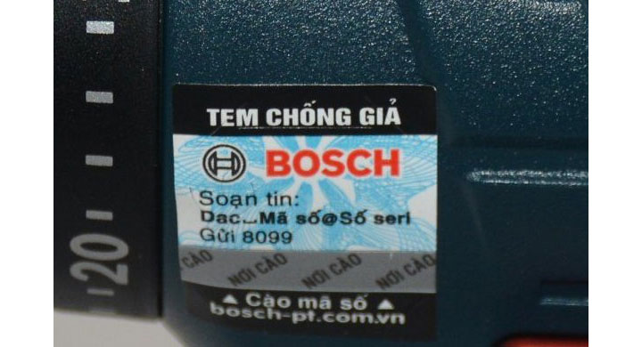 Tem chống hàng giả, cào mã kích hoạt điện tử trên thân máy cắt sắt Bosch GCO 14-24 Tem chống hàng giả, cào mã kích hoạt điện tử trên thân máy cắt sắt Bosch GCO 14-24