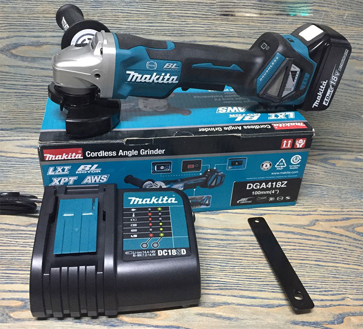Hình ảnh máy mài góc dùng pin Makita DGA418