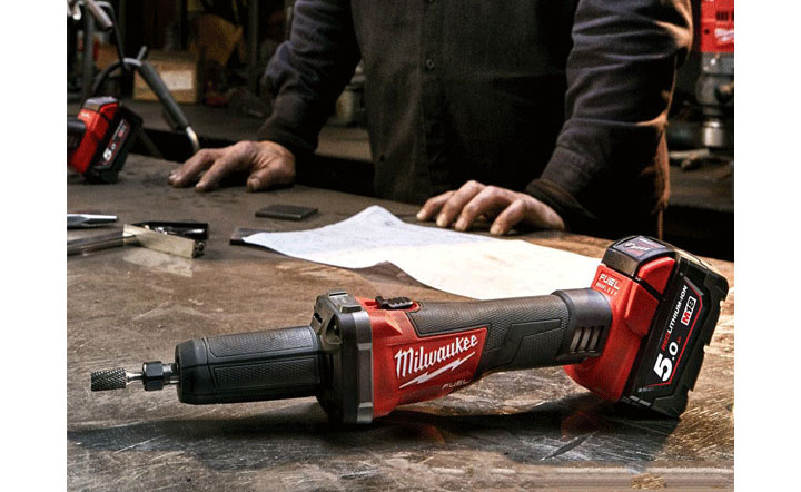 Máy mài khuôn Milwaukee M18 FDG-0C không chổi than, vận hành đầy mạnh mẽ
