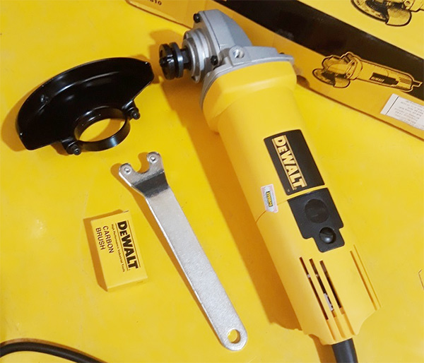 Hình ảnh máy mài Dewalt - Dewalt DW810B