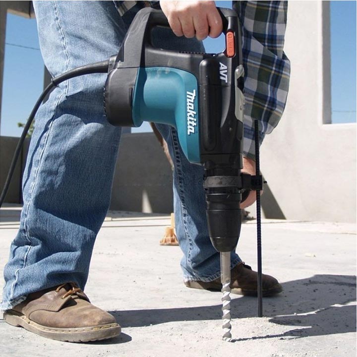 Máy khoan đục 45mm Makita HR4511C 1350W Máy khoan đục 45mm Makita HR4511C 1350W