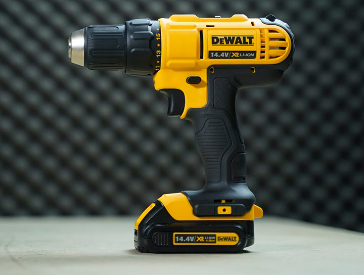 Máy khoan pin DeWalt 14.4V nhỏ gọn, làm việc đa năng