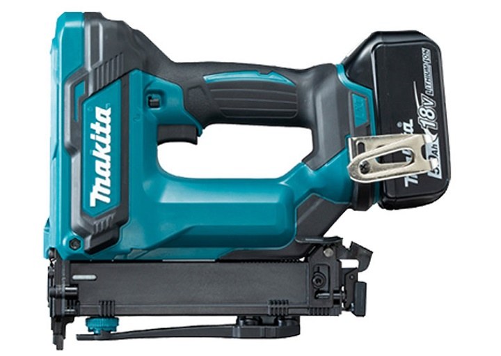 Máy bắn đinh ghim dùng pin Makita DST121RFE hoạt động mạnh mẽ với pin 18V Máy bắn đinh ghim dùng pin Makita DST121RFE hoạt động mạnh mẽ với pin 18V