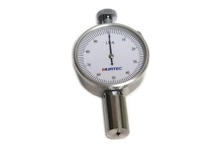 Hộp đựng của LX-A được lót xốp kỹ lưỡng