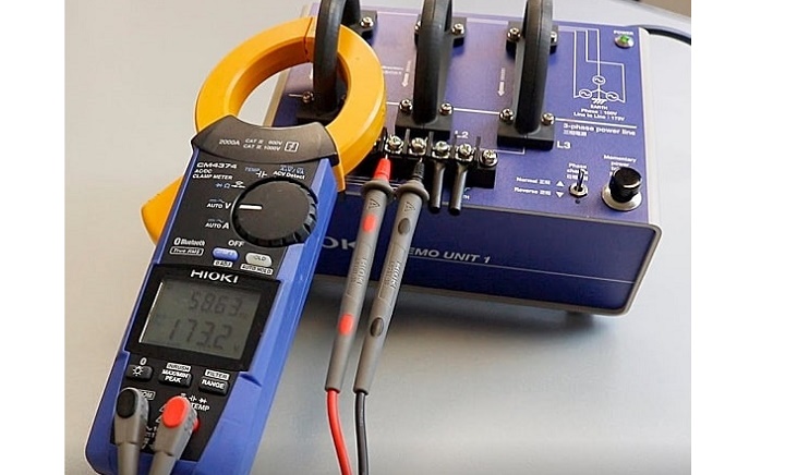 Ampe kìm đo chính xác với độ tiêu chuẩn an toàn CAT IV