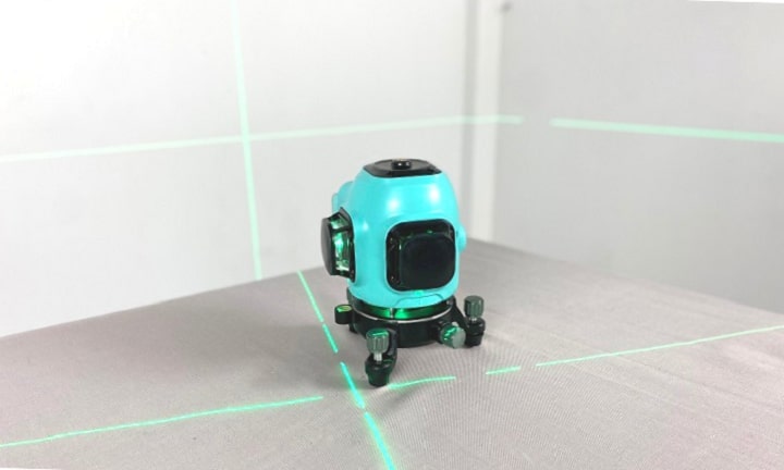 Total Meter SAG-3D hoạt động với 12 tia xanh 