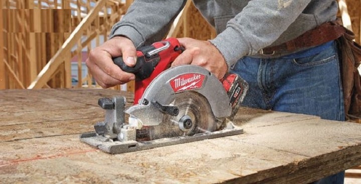 Máy có khả năng cắt sâu lên tới 66mm Máy có khả năng cắt sâu lên tới 66mm