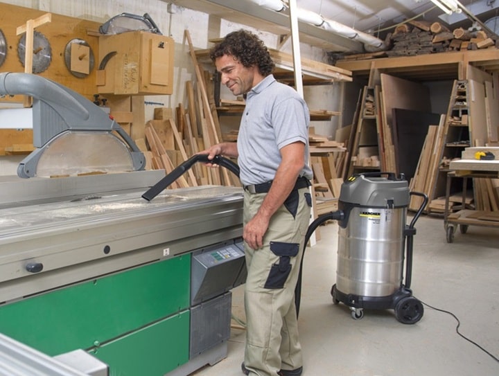 Máy được dùng trong vệ sinh công nghiệp