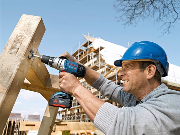 Chú ý việc sử dụng máy khoan Bosch GSB 18-EC đúng cách Chú ý việc sử dụng máy khoan Bosch GSB 18-EC đúng cách