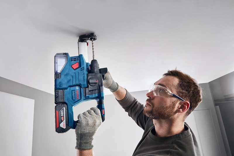 Bosch GBH 185-Li tích hợp được với đầu nối hút bụi GDE 12