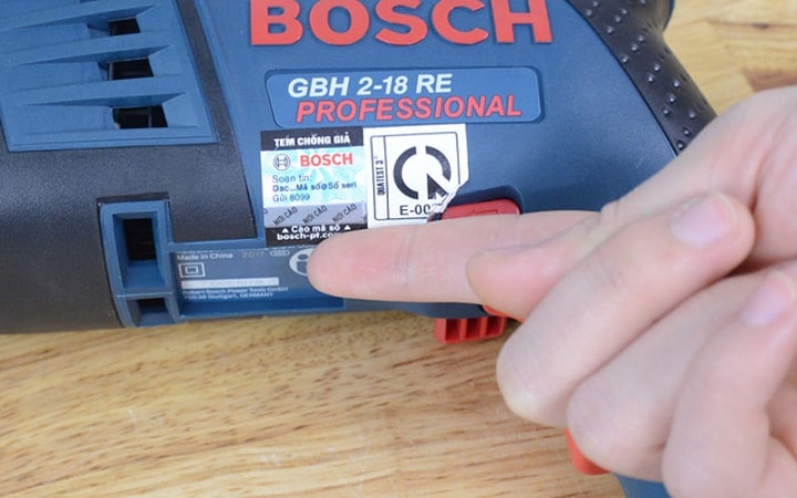 Tem bảo hành chính hãng khoan Bosch GBH 2 - 28 RE