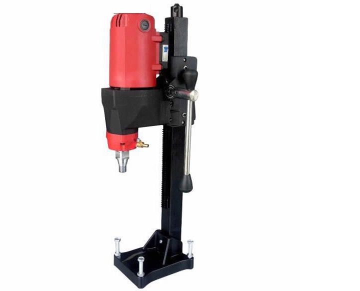 Máy khoan rút lõi bê tông Ken 6230N khoan mạnh mẽ, bền bỉ