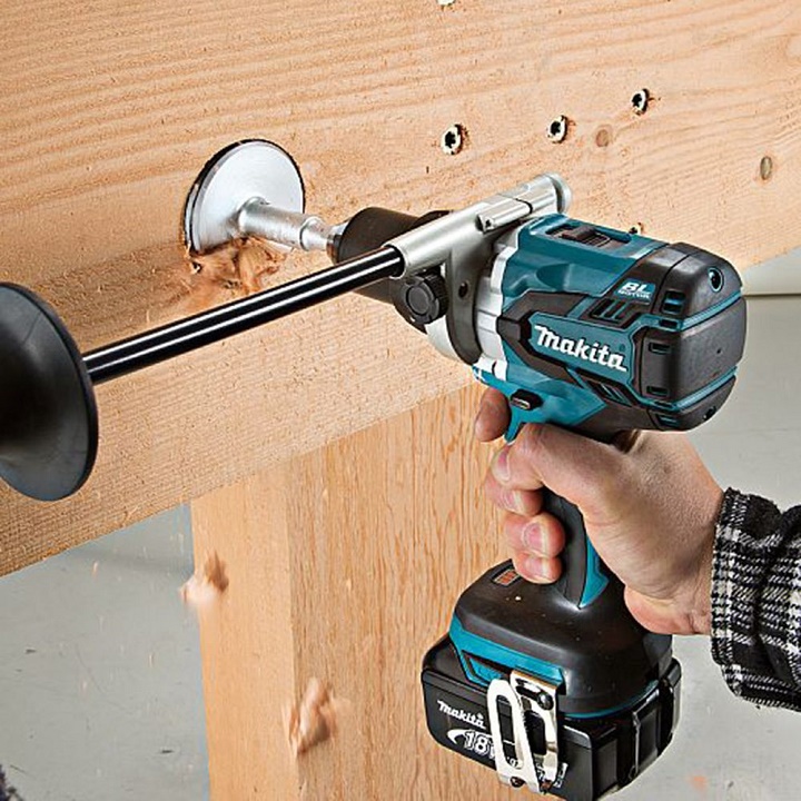 Máy hoạt động bền bỉ, khoan tối đa trên gỗ