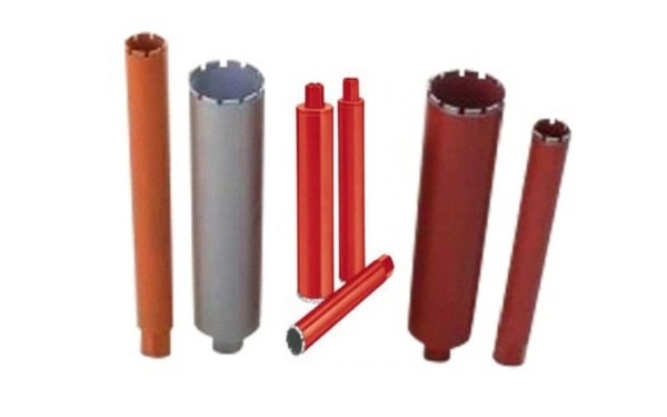 Các lỗ được sử dụng trong sản xuất vật liệu và vật liệu nhiều lớp