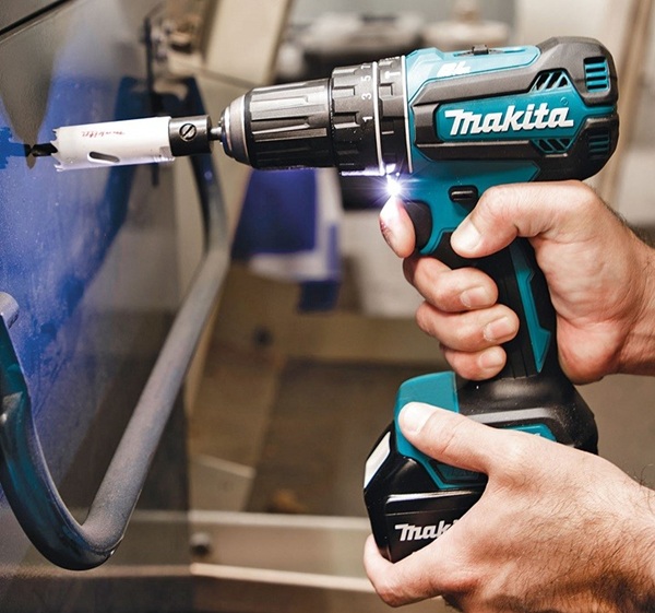 Máy khoan pin không chổi than Makita DHP485SFE