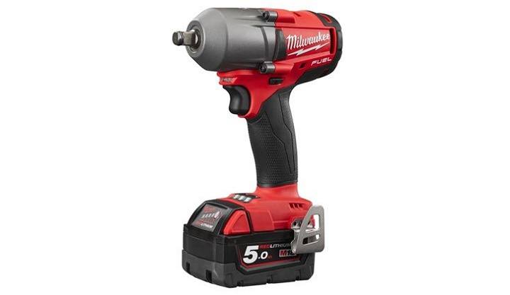 Máy siết bu lông hoạt động trơn tru, mạnh mẽ