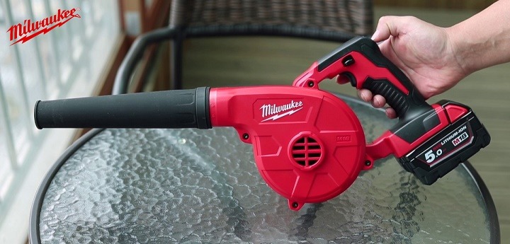 Thiết kế tay cầm dễ thao tác, sử dụng linh hoạt Thiết kế tay cầm dễ thao tác, sử dụng linh hoạt