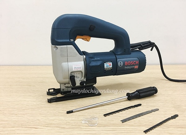 Máy cưa lọng cầm tay Bosch GST 80 PBE
